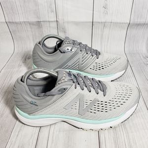 New Balance 860v10 Shoe Size 8.5 B